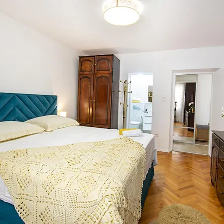 Filipeti Apartment